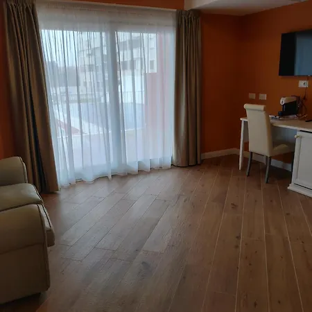 Pensjonat Rmaison Luxury 4*