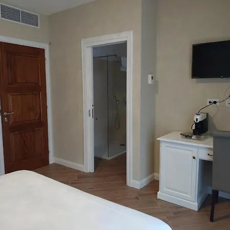 Rmaison Luxury Affittacamere 4*