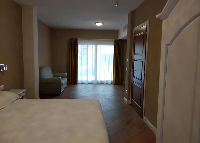 Rmaison Luxury בית הארחה אולביה