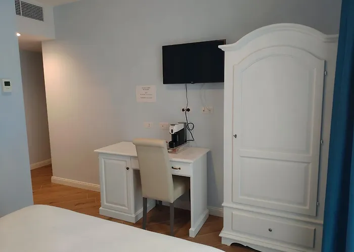 Rmaison Luxury בית הארחה