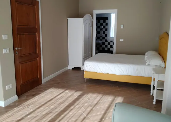 Rmaison Luxury בית הארחה